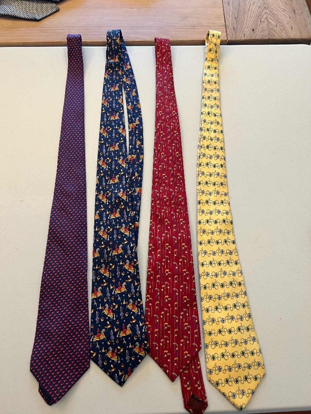 Salvatore Ferragamo Tie Lot Of 4